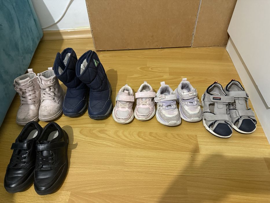 Продам обувь по 100 за пару