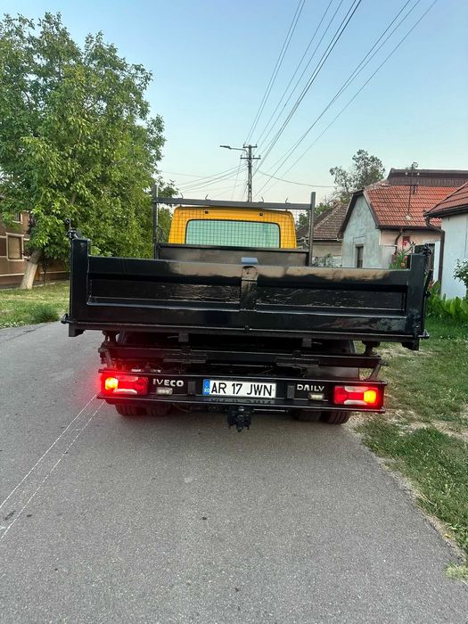 Iveco 65C170 basculabil pe 3 parti