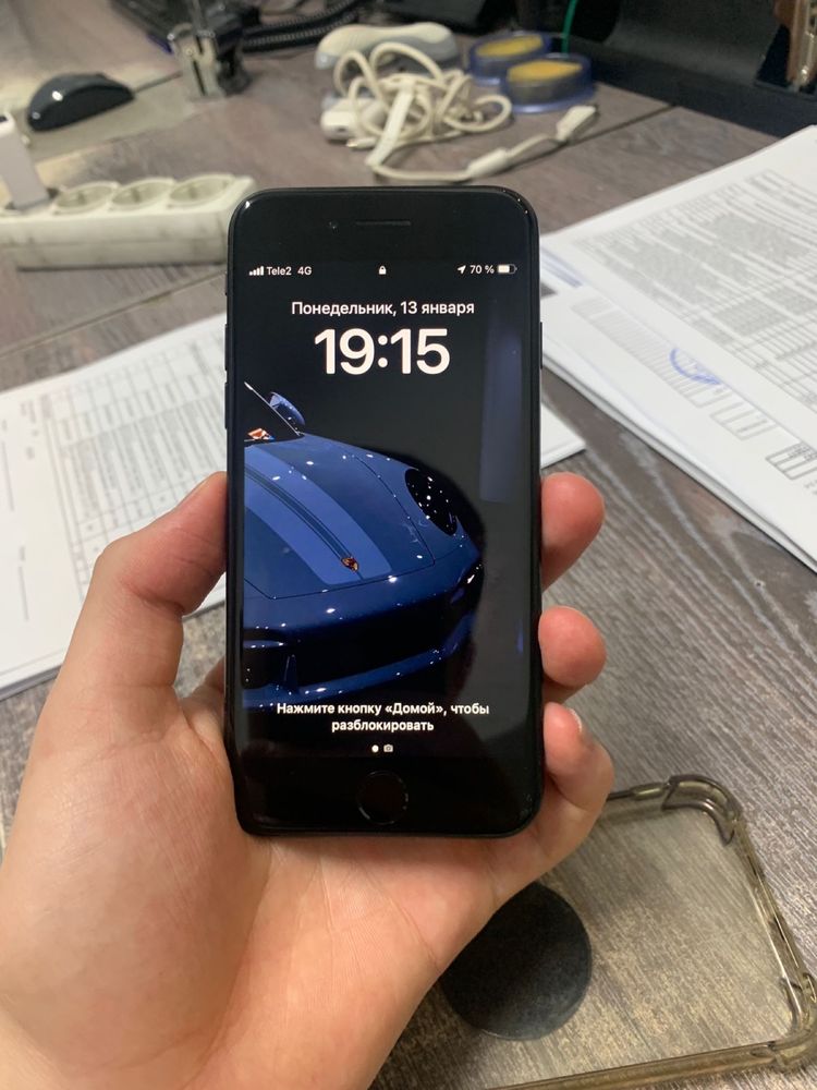 Обменяю Iphone SE  2020