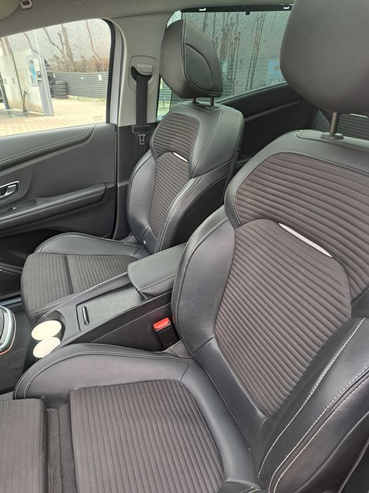 Renault Grand Scenic 7 locuri...anul 2020 Bose Automat