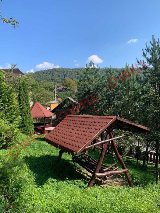 De închiriat două case de vacanță pe aceeași curte, în Sovata!