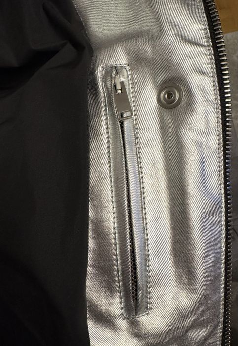 Топло зимно яке,непромокаема материя,закупено от Mitheresa,с фактура