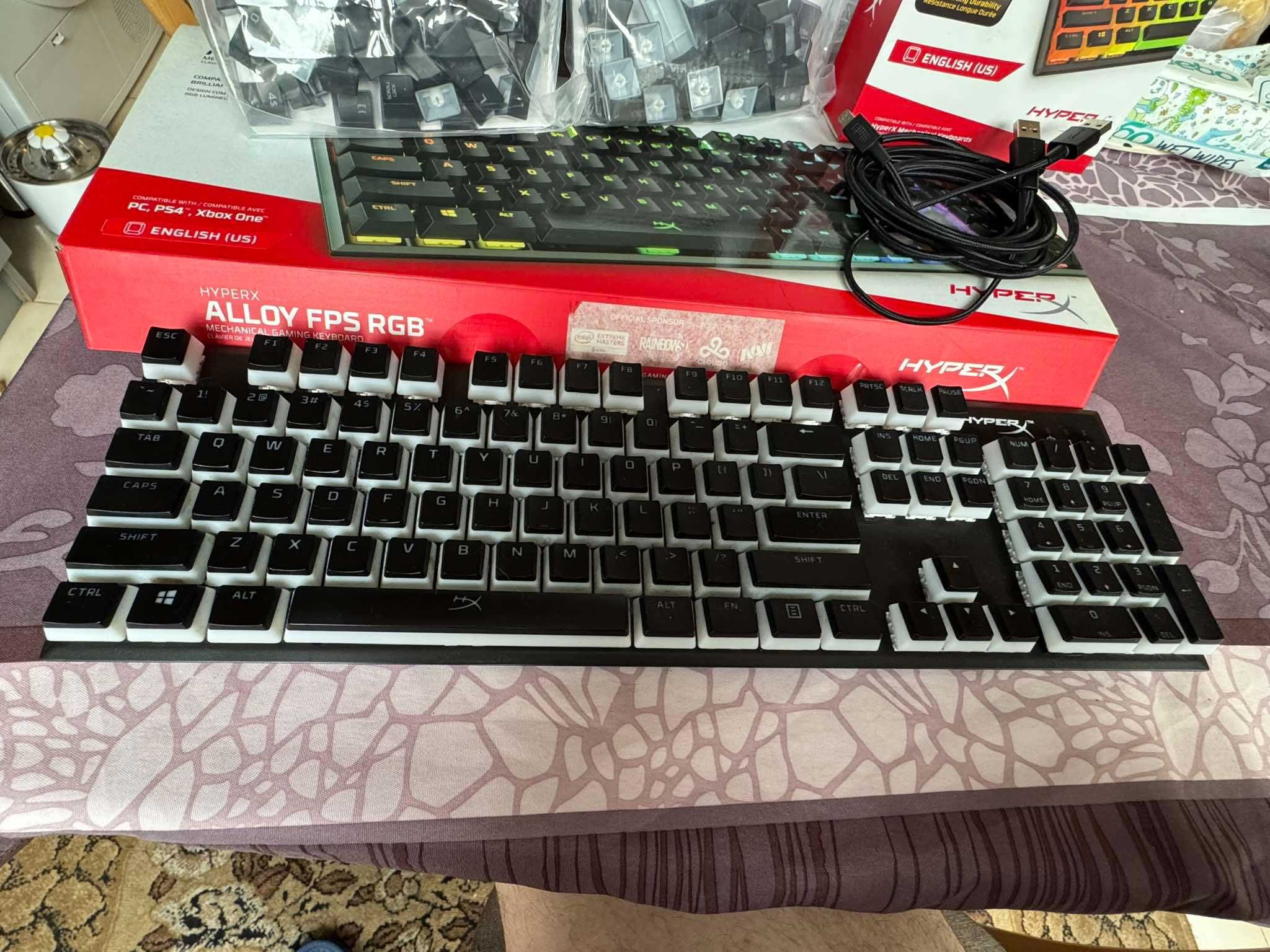 Геймърскa механична клавиатура Kingston HyperX Alloy FPS RGB