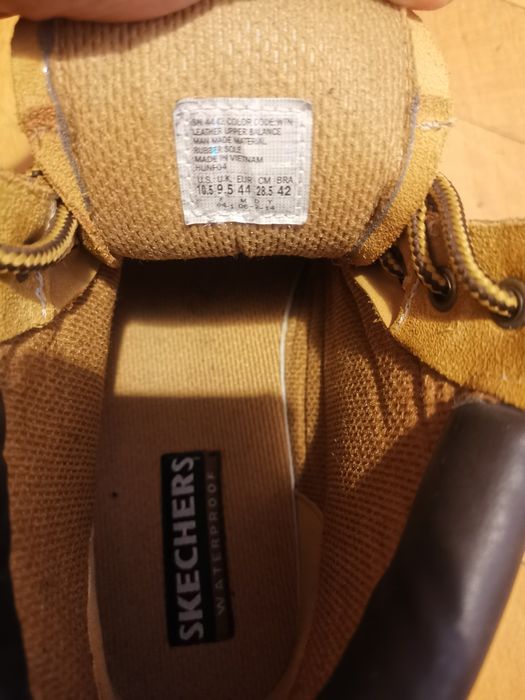 Ghete waterproof Skechers full piele, ca noi