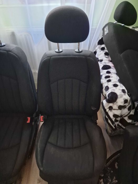 Vând interior textil Mercedes W211 E class