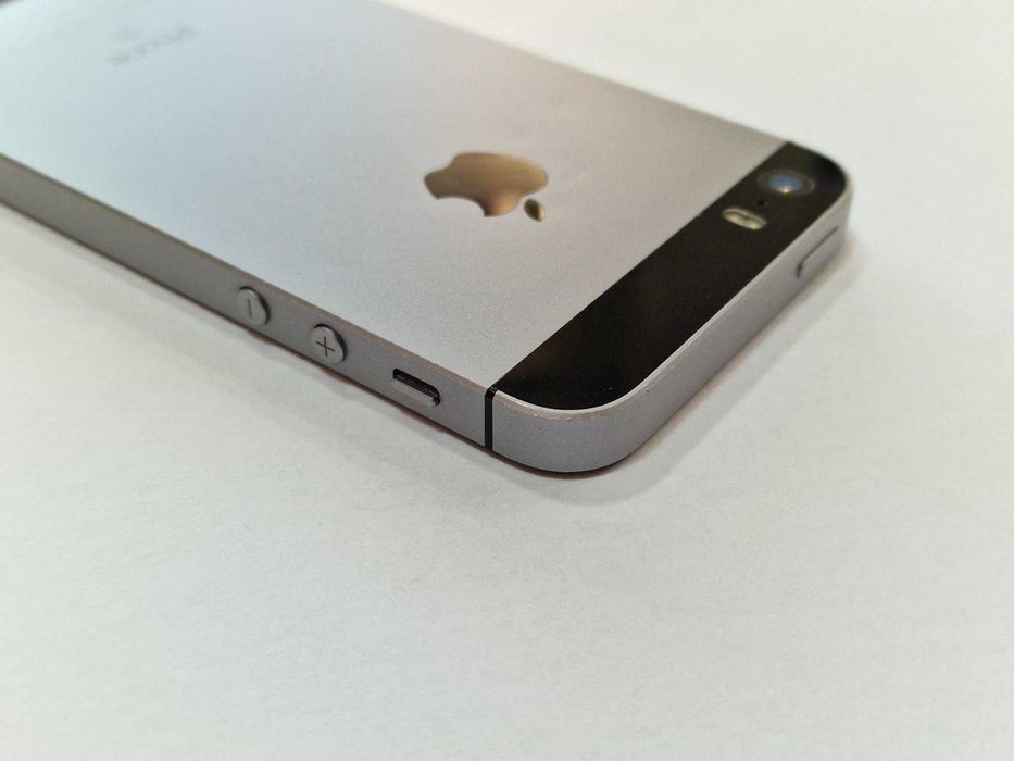 Apple iPhone SE (2016) 16GB