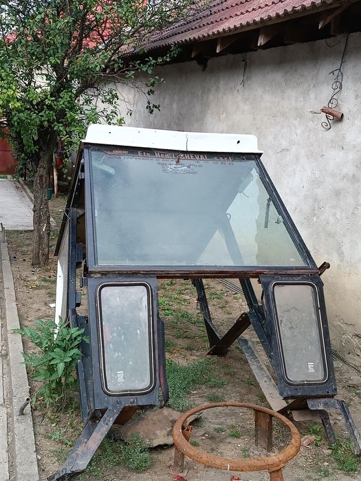 Vând cabina fiat