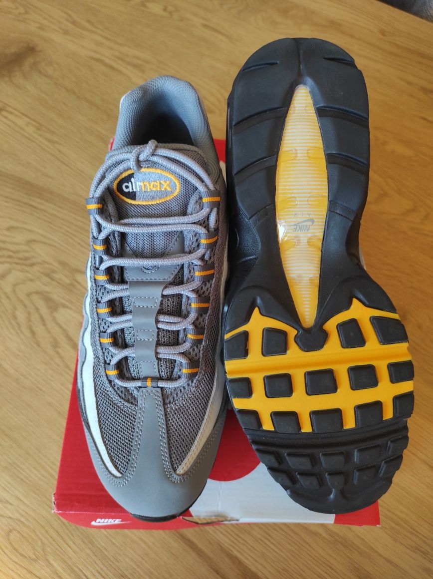 Чисто нови Nike Air Max 95 Wolf Grey