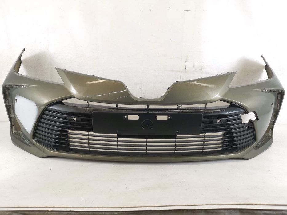 Предна броня с долна решетка Тойота Корола / Toyota Corolla E210 Ориги