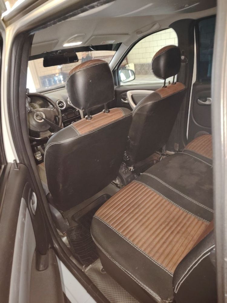 Sotiladi Narxi zor Lada Largus 2019