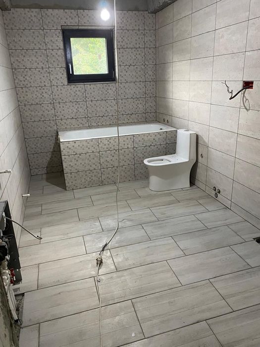 Construcții interioare-exterioare