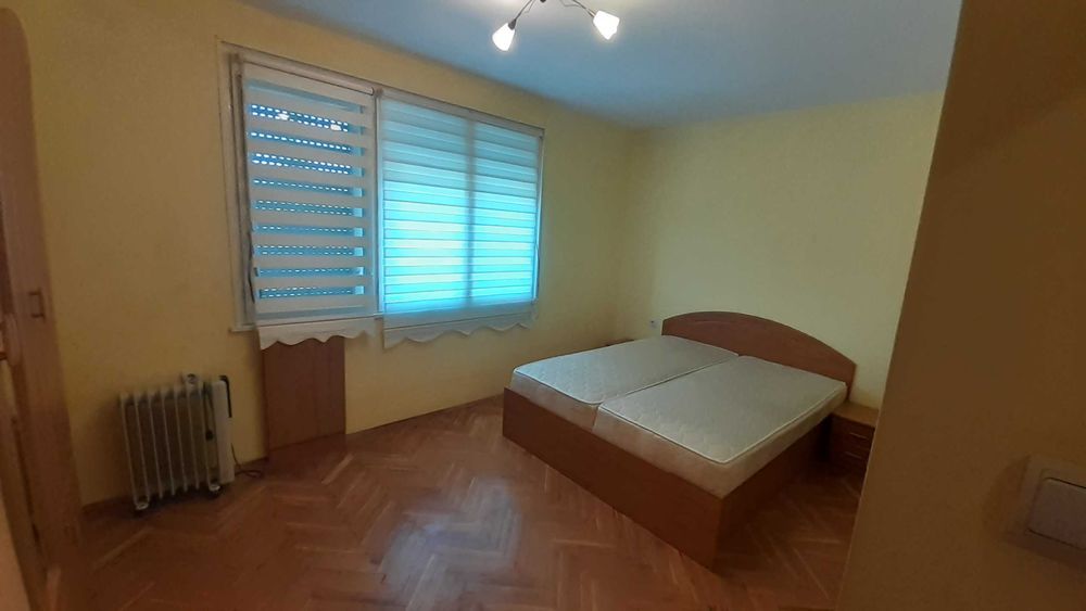Дава се под наем Четиристаен апартамент в Велико Търново, Картала - 100 кв.м за 387.6 € - Снимка #21