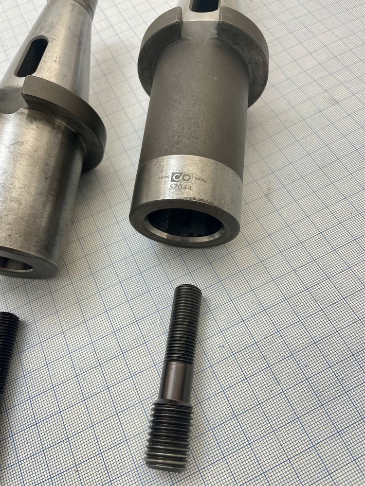 Адаптери от ISO-40 към Морзов конус