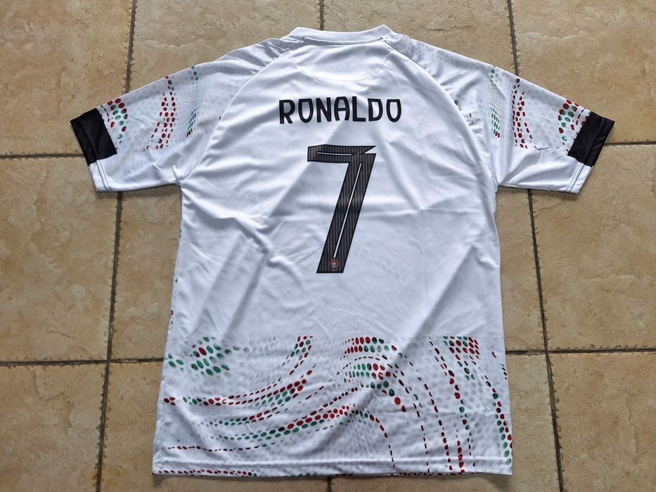 Футболна фланелка на К.Роналдо Португалия нов модел!!!