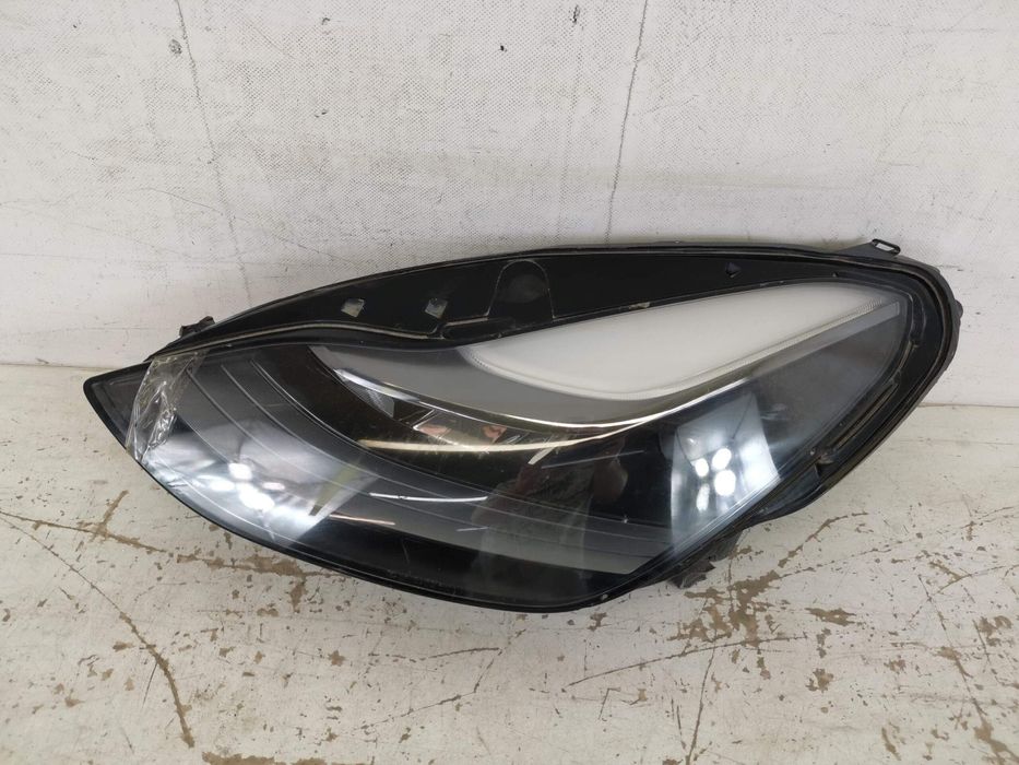 Ляв far Led Tesla Model 3 1 [ - ] Оригинален Повреден Lqv far Led Tesl