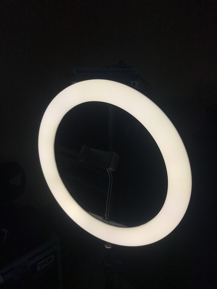 Lampa circulara led 3 culori si stativ