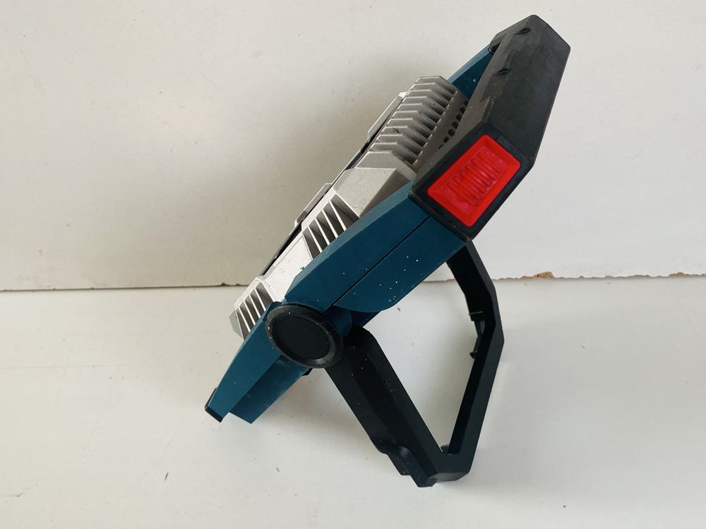 Bosch lanterna GLI 18 v