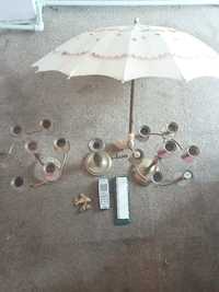 Свещници и старинен чадър