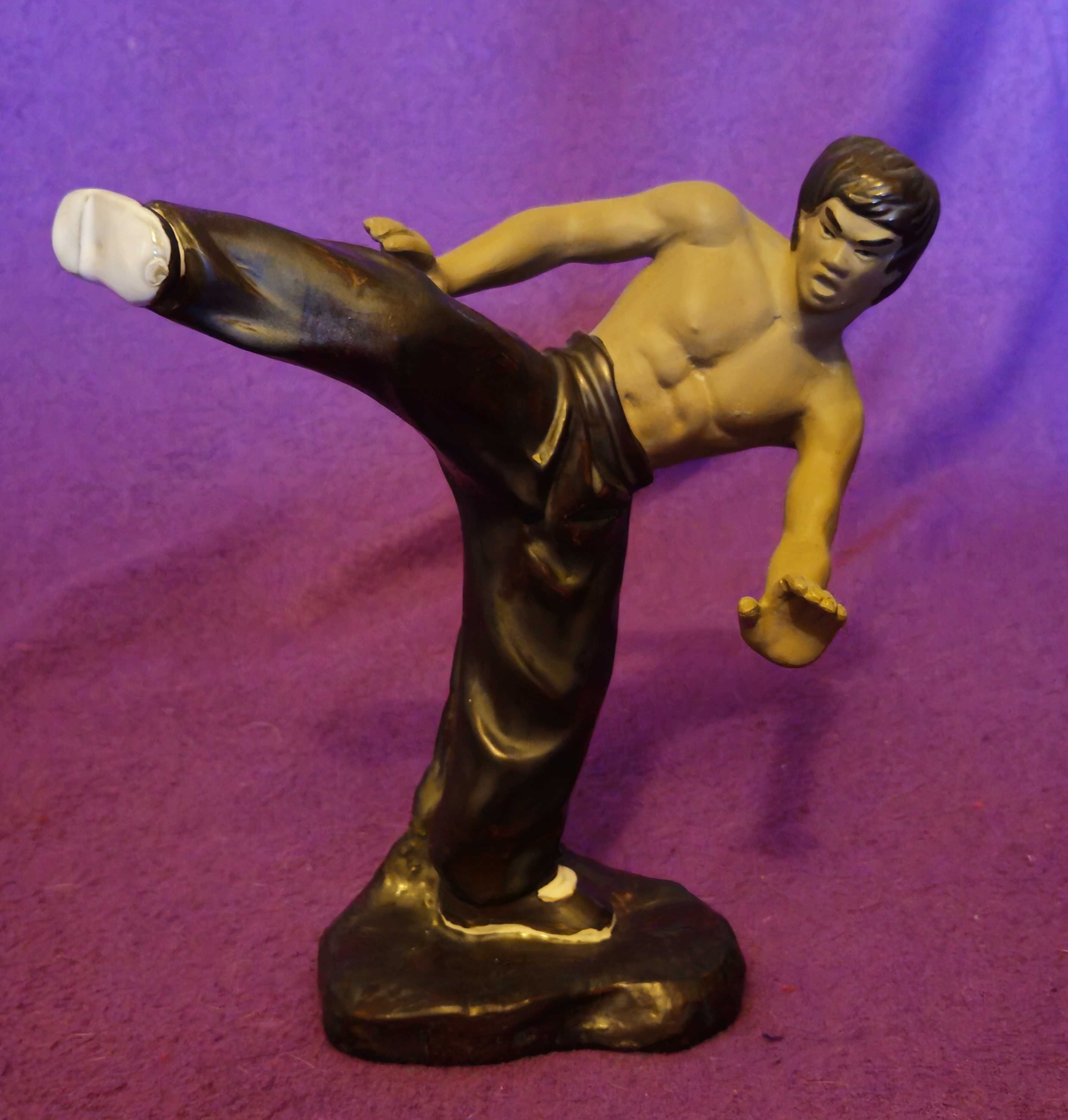 Vand Statueta Bruce Lee din ceramica 21cm