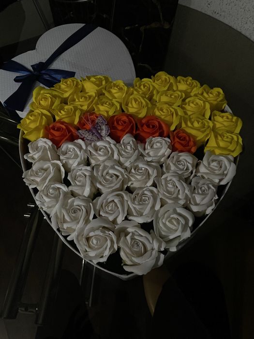 Buchet de flori din sapun , primit cadou de 2 zile