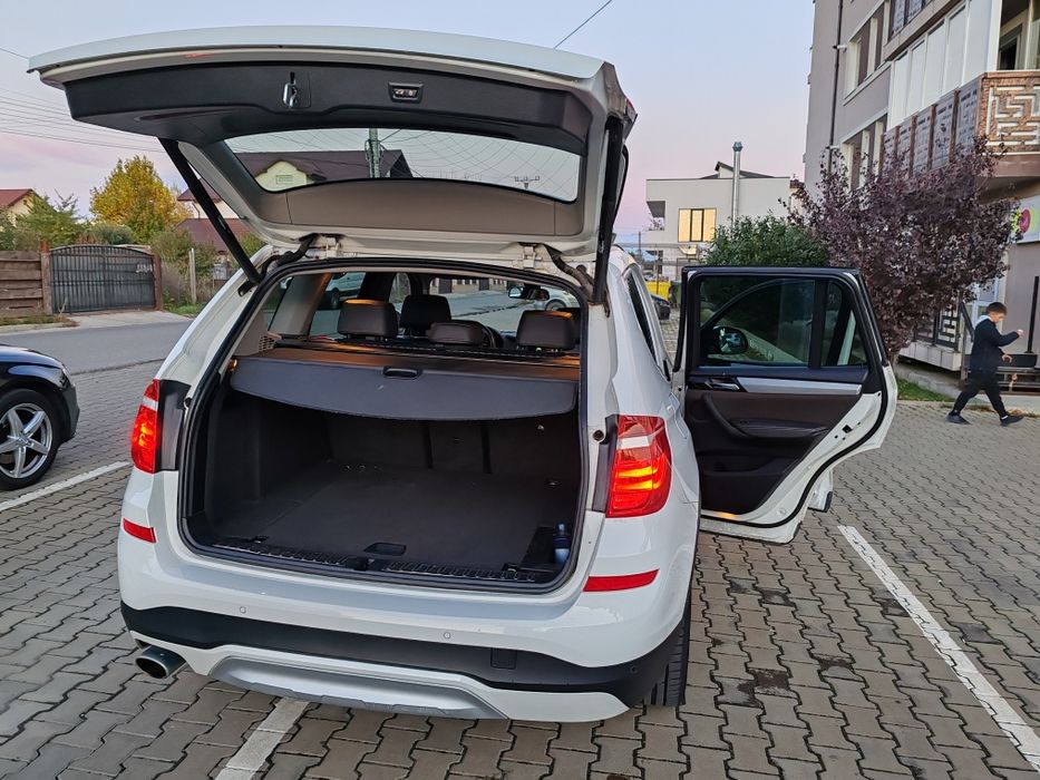 BMW X3 xDRIVE 2.0D AUT xline