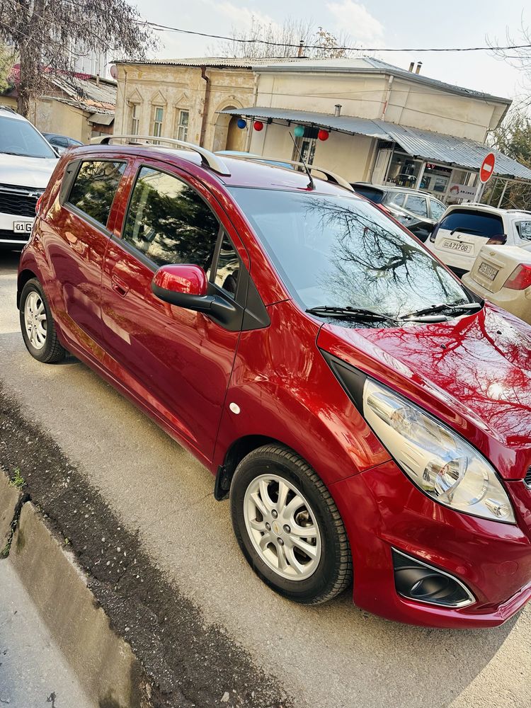 Spark 21-22yil avtomat 4 pozitsiya full 45 min km yurgan