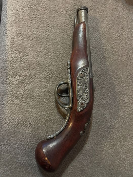 Кремъчен пищов реплика за механи и фолклор