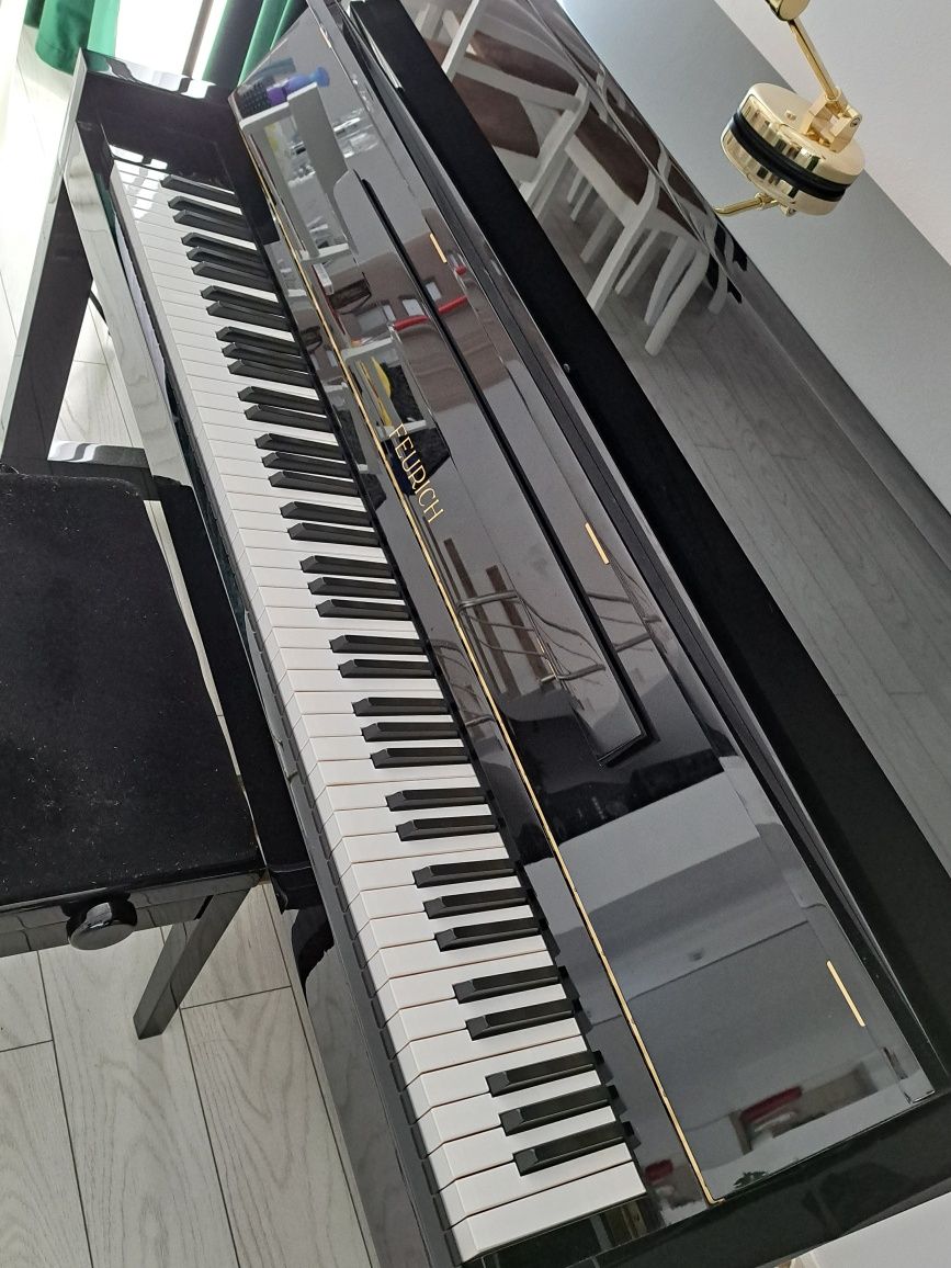 Pianina mecanica Feurich Premiere 115