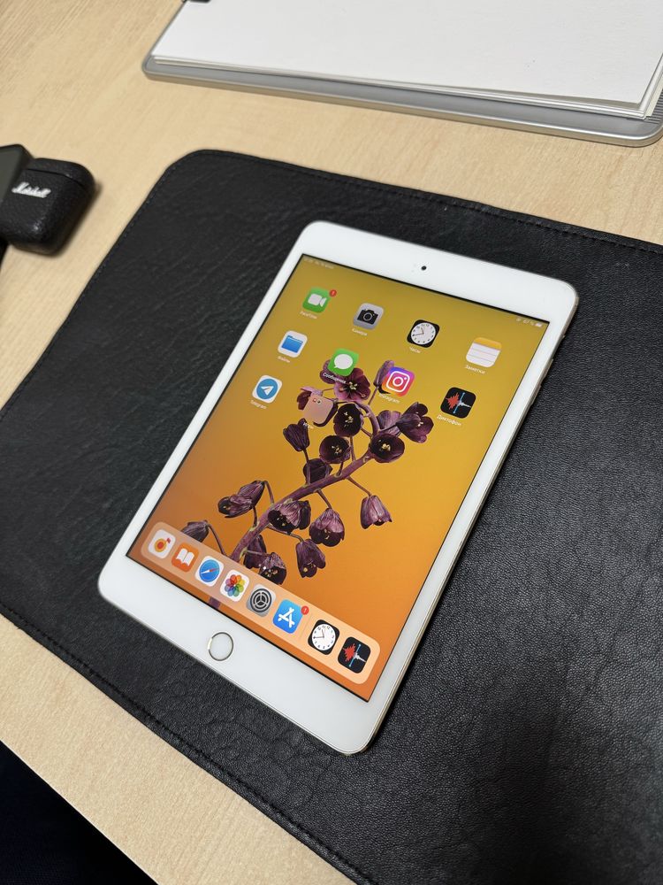 I pad 3 mini хорошом состоянии без сим