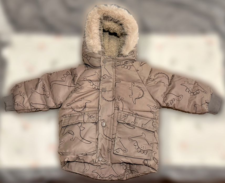 Geacă puffer cu căptușeală sherpa și glugă cu blană artificială