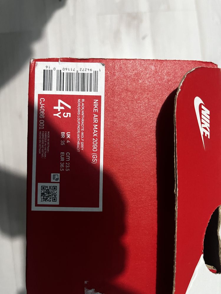 Nike air max 2090(оригинални)36,5
