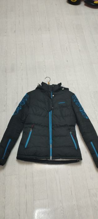 Женская куртка ( мембрана)