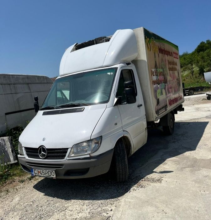 Dezmembrez Mercedes Sprinter 2.2 Diesel