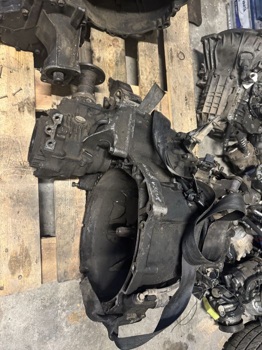 Скоростна кутия нисан екс трайл 5 скорости 2.0 i nissan x trail 8H5 #2