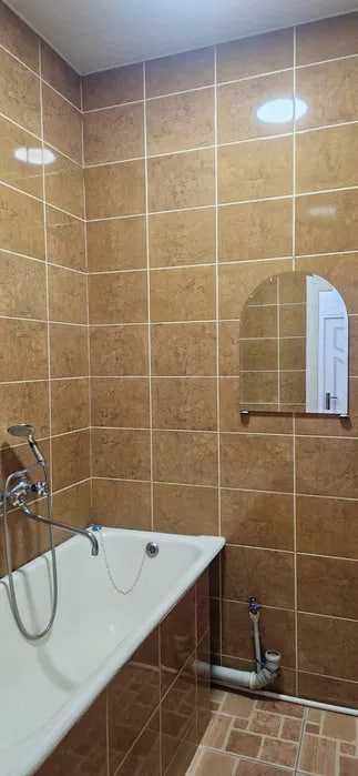 Продаётся 4-комнатная квартира в Юнусабаде, 8 квартал