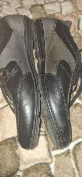 Pantofi barbati,piele,nr 41,40 lei