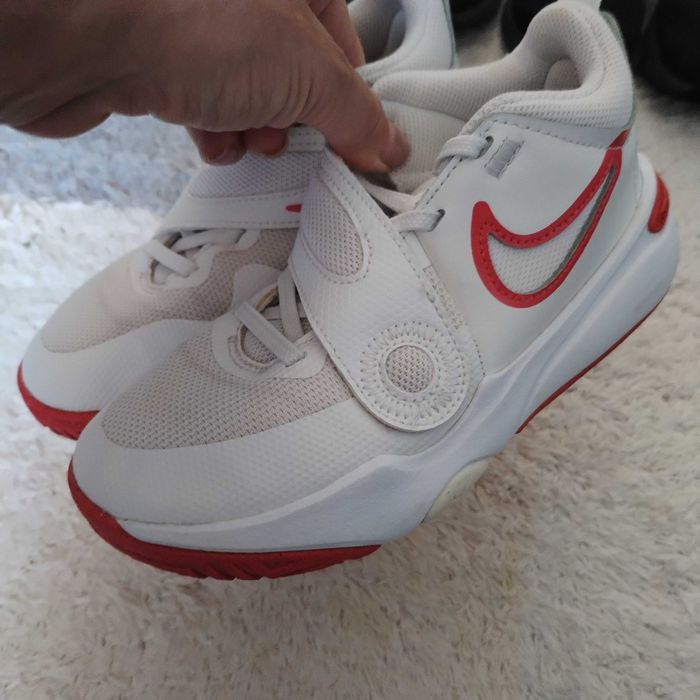 Маратонки nike, adidas
