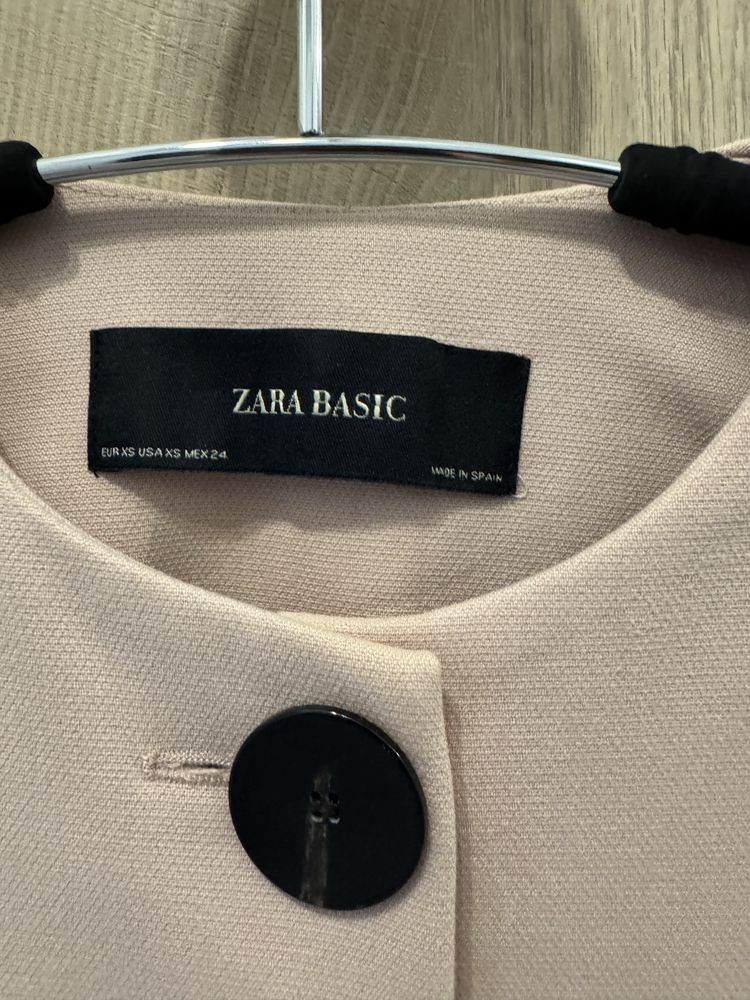 Дамско сако Zara