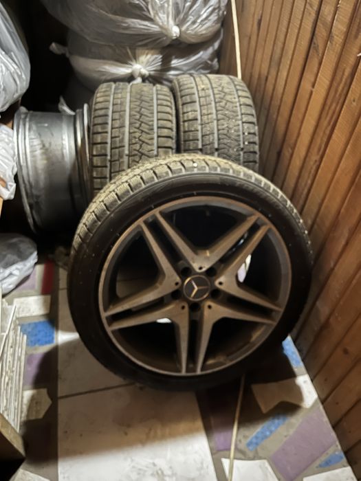 Продам комплект дисков без шин R18