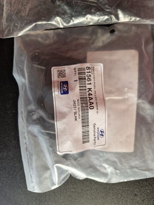 Hyundai Kona  ориг части 81560CN001 & 81561K4AA0