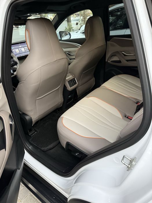 Продаётся BYD Song Pro DM-1  71 км Гибрид 2024г цвет белый