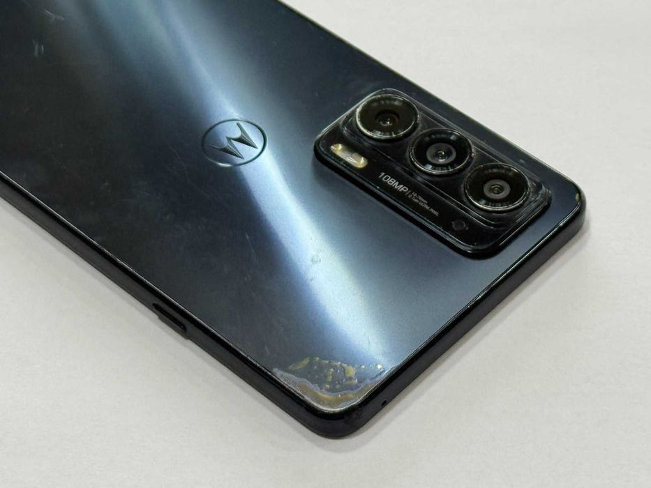 Motorola Edge 20, Dual SIM, 128GB, 8GB RAM / забележки