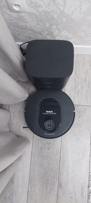 Продам робот пылесос