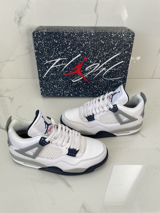 Air Jordan 4 Retro Midnight Navy White Nike Cement