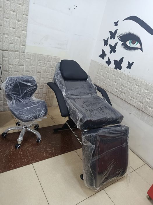 Kushetka etajirka stul yangi Sotiladi.