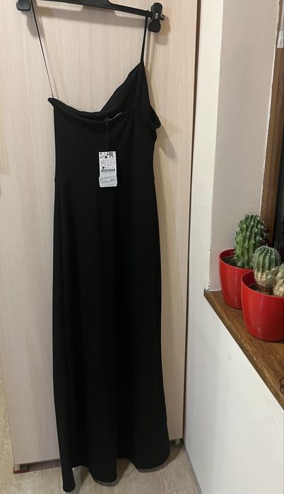 Гащеризон с голо рамо