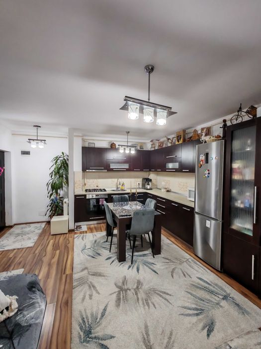 De vânzare: Apartament 2 camere Mărășești,bloc nou