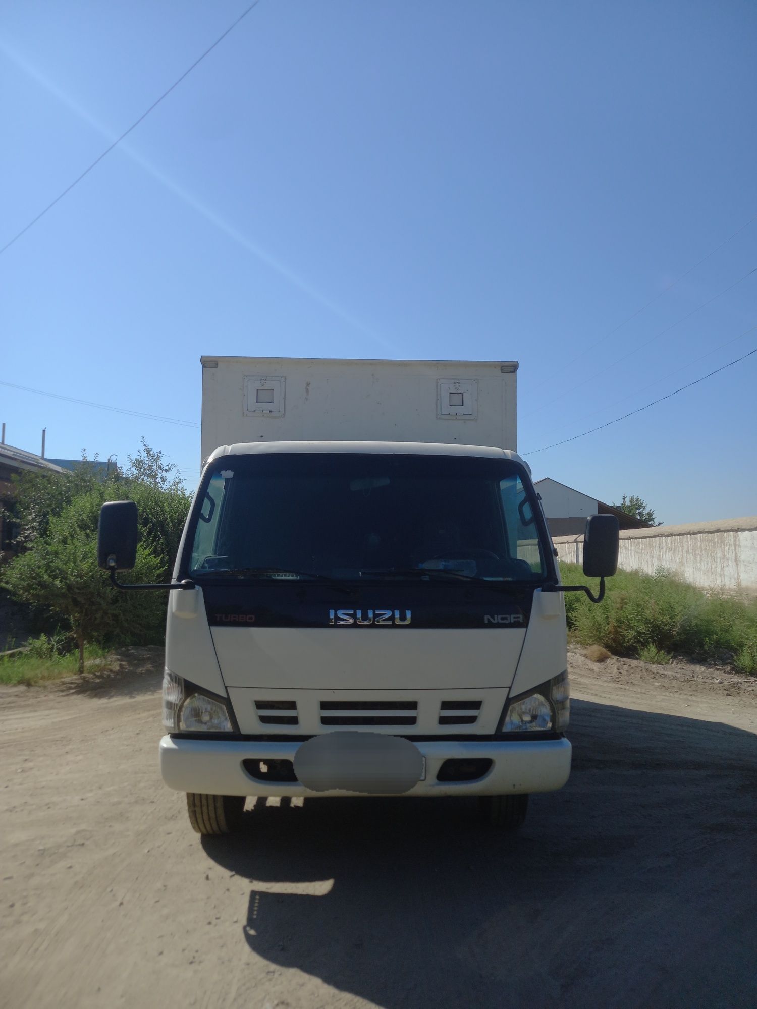 Isuzu bortavoy sotiladi