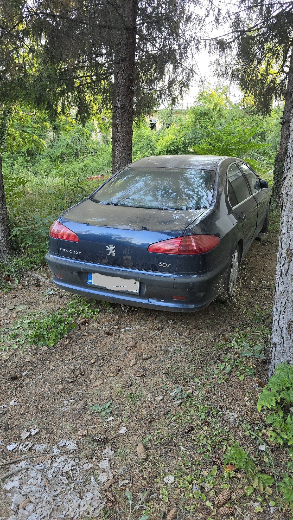 Продавам Пежо 607 за части