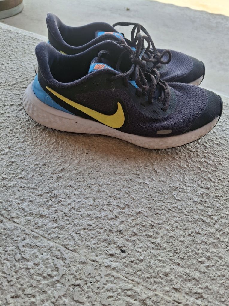Маратонки Nike оригинални